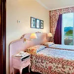 Hotel apartamentowy Carl&do Baveno