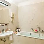 Hotel apartamentowy Carl&do