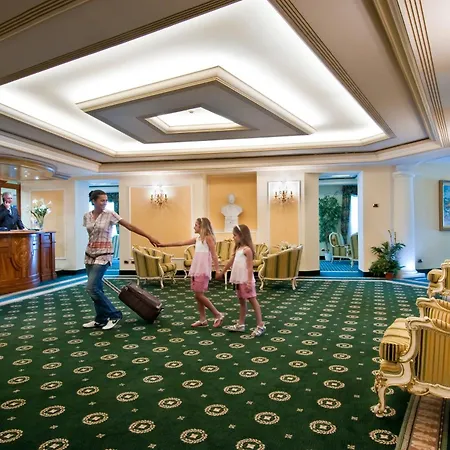 شقة فندقية Carl&do 4*