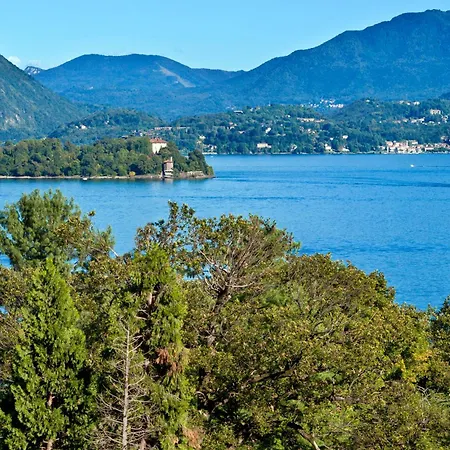 Aparthotel Carl&do Baveno