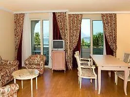 Appart hôtel Carl&do Baveno