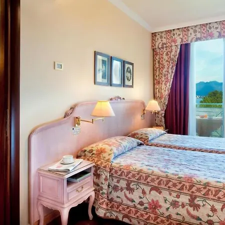 Aparthotel Carl&do Baveno