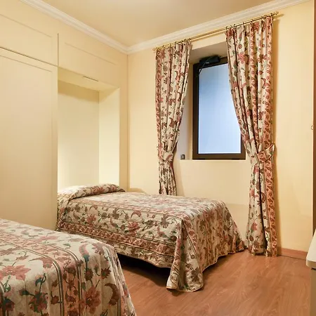 Aparthotel Carl&do