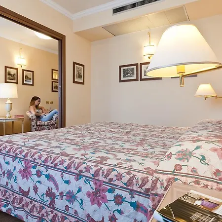 Carl&do Aparthotel
