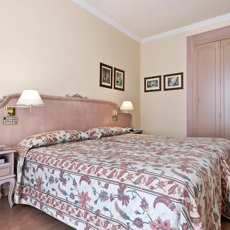 Carl&do 3* Baveno